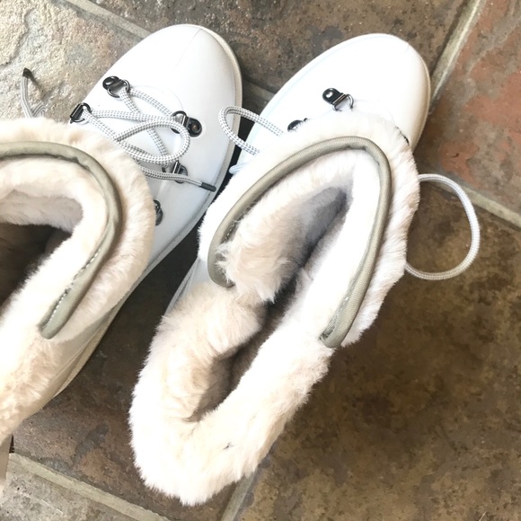 MICHAEL KORS Lanis Waterproof Lace-Up Boot NEW - Picture 9 of 9